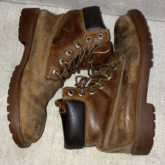 Timberland boys / girls size 5 1/2 Rustic Brown Leather Boots - FAIR condition - Picture 12 of 15